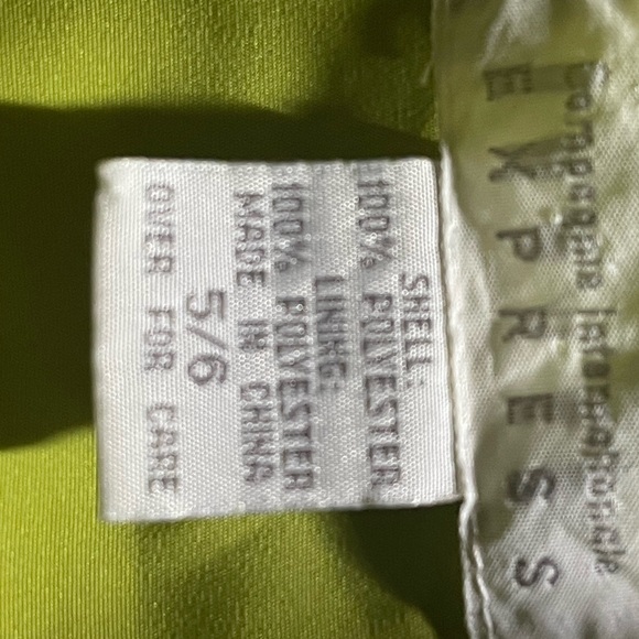 Beautiful dress - Picture 4 of 4